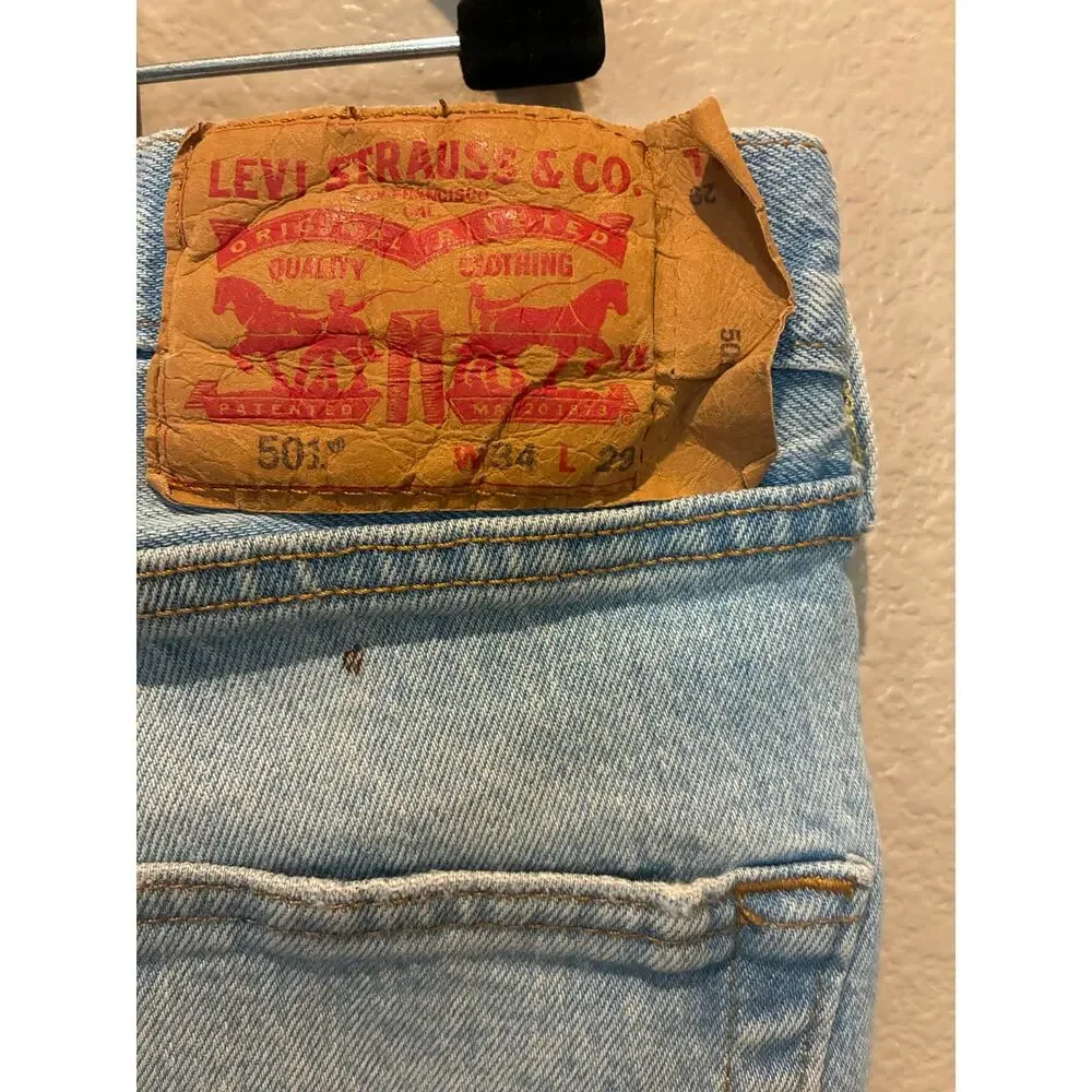 LEVI'S Men's 501 Button Fly Regular Fit Straight Leg Blue Jeans 34x29 Distressed